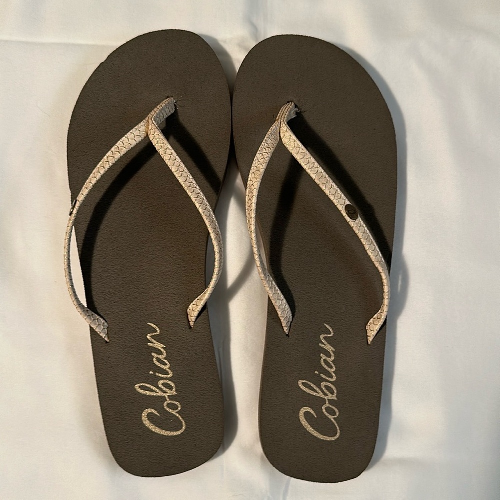 Cobian flip flops